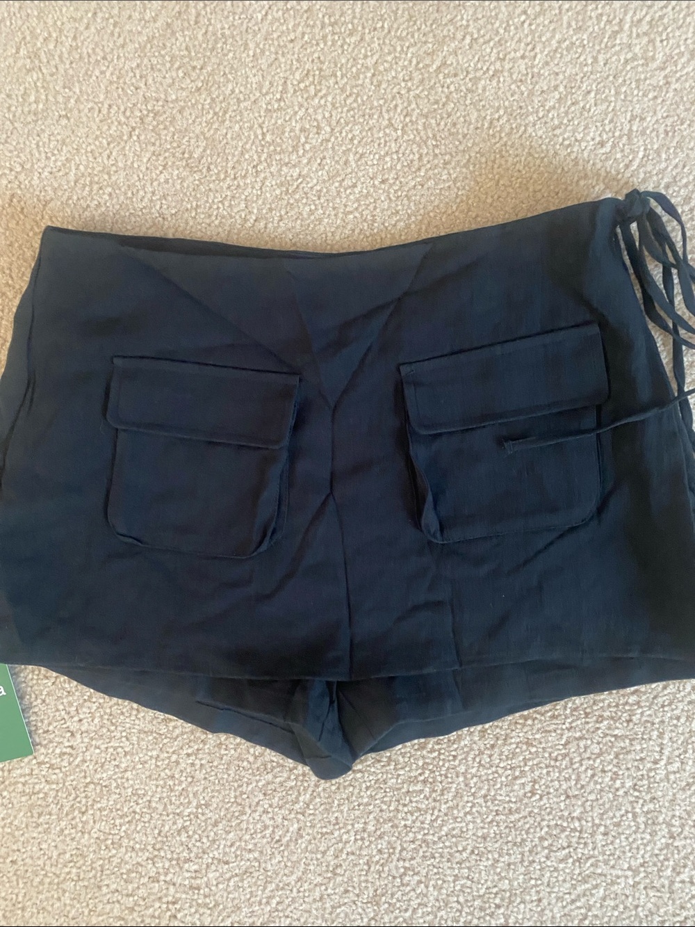 MEDIUM. HALARA LINEN FEEL RAYON WRAP TIE POCKET SHORTS